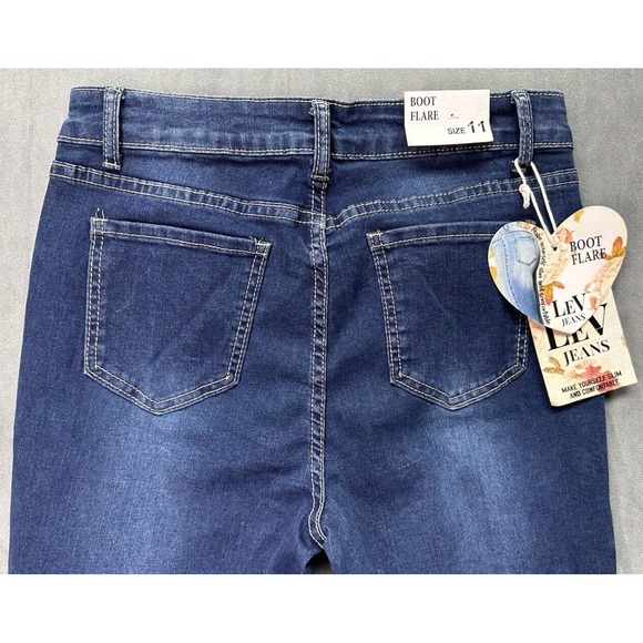 LEV Jeans Casual Boot Cut Flare Mid Rise Dark Wash Blue Juniors 11 29 x 31 NEW - Picture 4 of 12